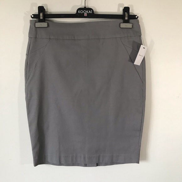NWT RW&Co Grey Pencil Skirt - Picture 1 of 4